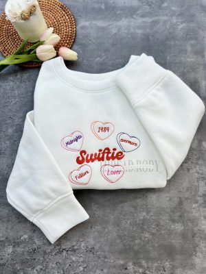 Swiftie – Embroidered Sweatshirt