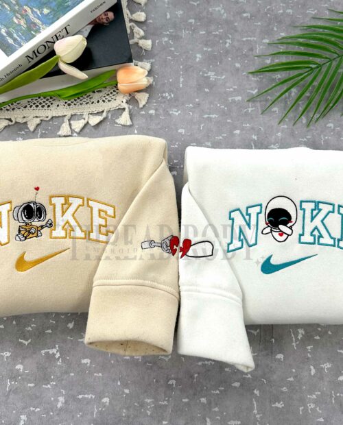 Wall E & Eve – Embroidered Sweatshirt