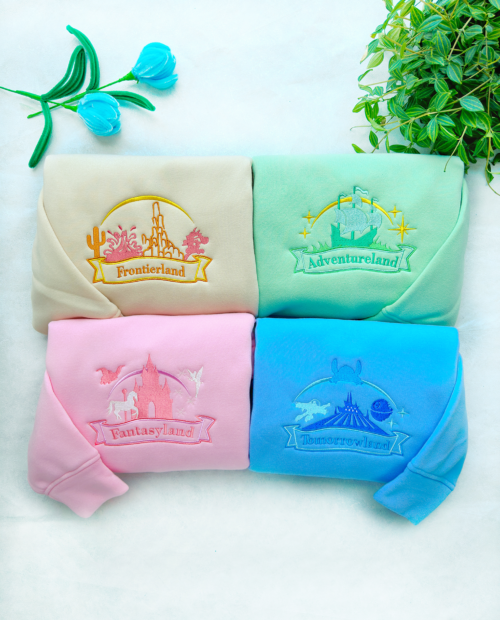 Disneyland Embroidered Sweatshirt