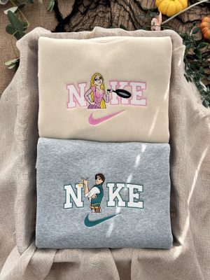 Rapunzel and Flynn (Ver 2) – Tangled Embroidered Sweatshirt