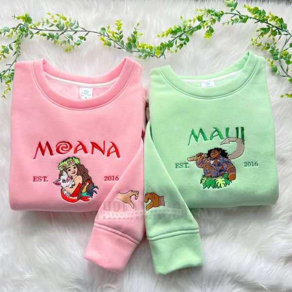 Moana And Muai (Moana 2) Embroidered Sweatshirt